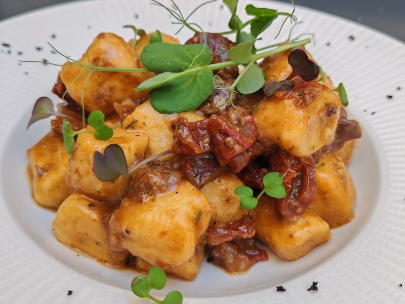 2-point-trogir-BEEFSTEAK-GNOCCHI